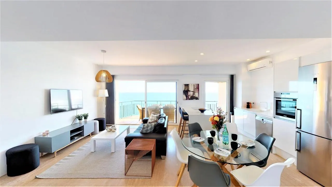 Olimpo - Fuengirola Beachfront Newly Renovated Apartment